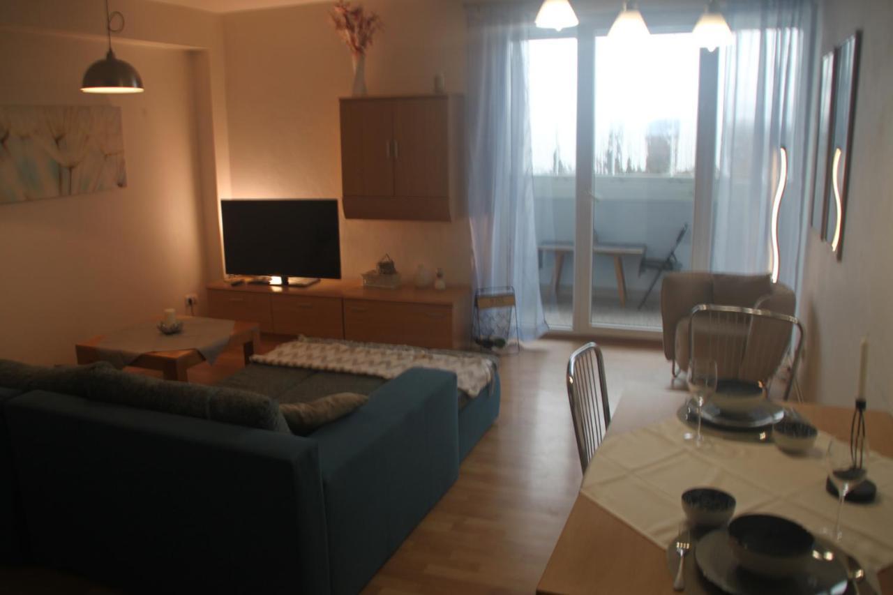 Jasmine Apartment - Free Parking - City Center - Skibus - Tatralandia 5Km Liptovsky Mikulas Exterior foto