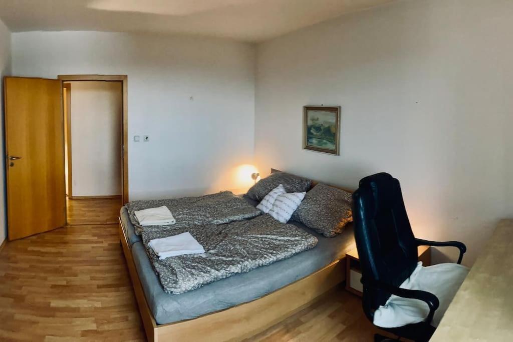Jasmine Apartment - Free Parking - City Center - Skibus - Tatralandia 5Km Liptovsky Mikulas Exterior foto